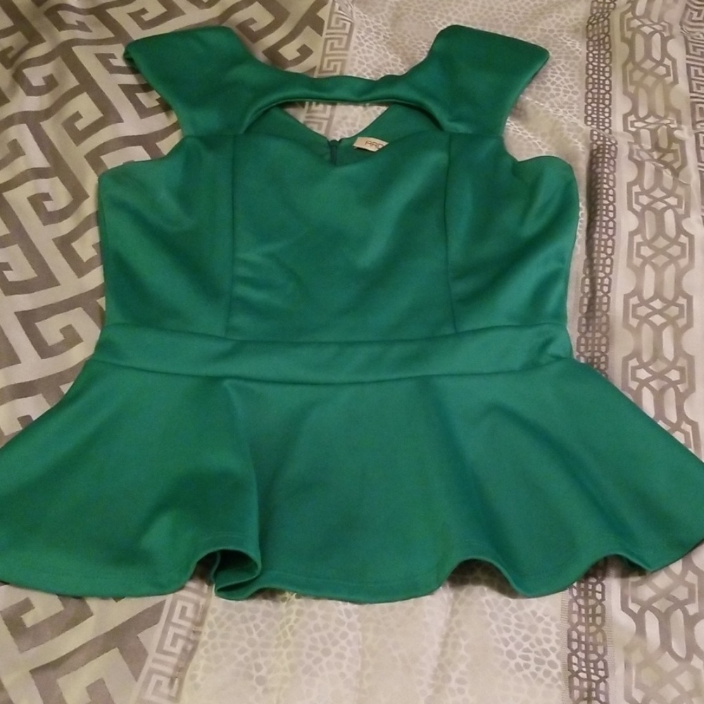 Green Peplum top